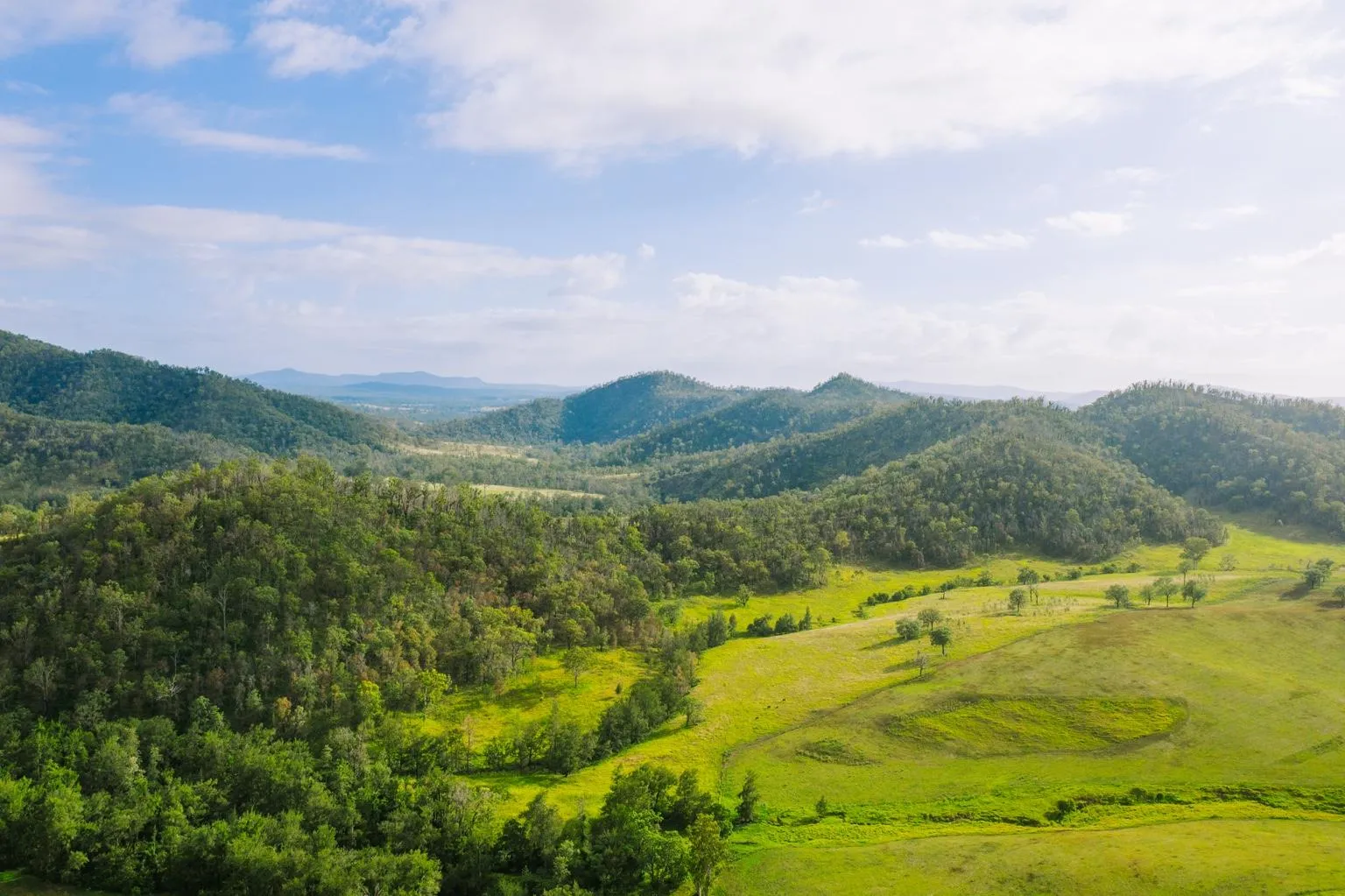 Scenic view of the valley and mountains at Yulgilbar